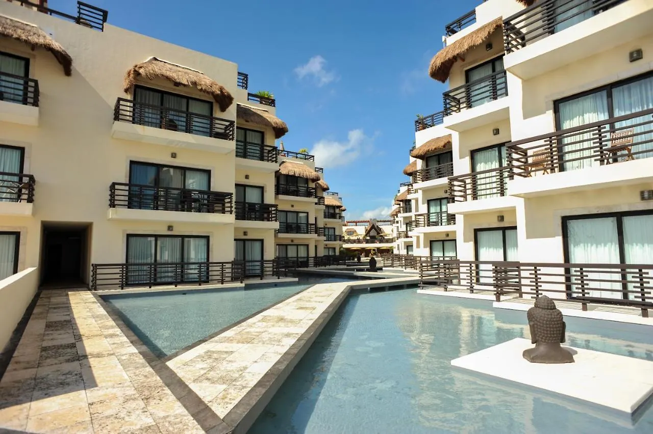 Exclusive Aldea Thai Apartment