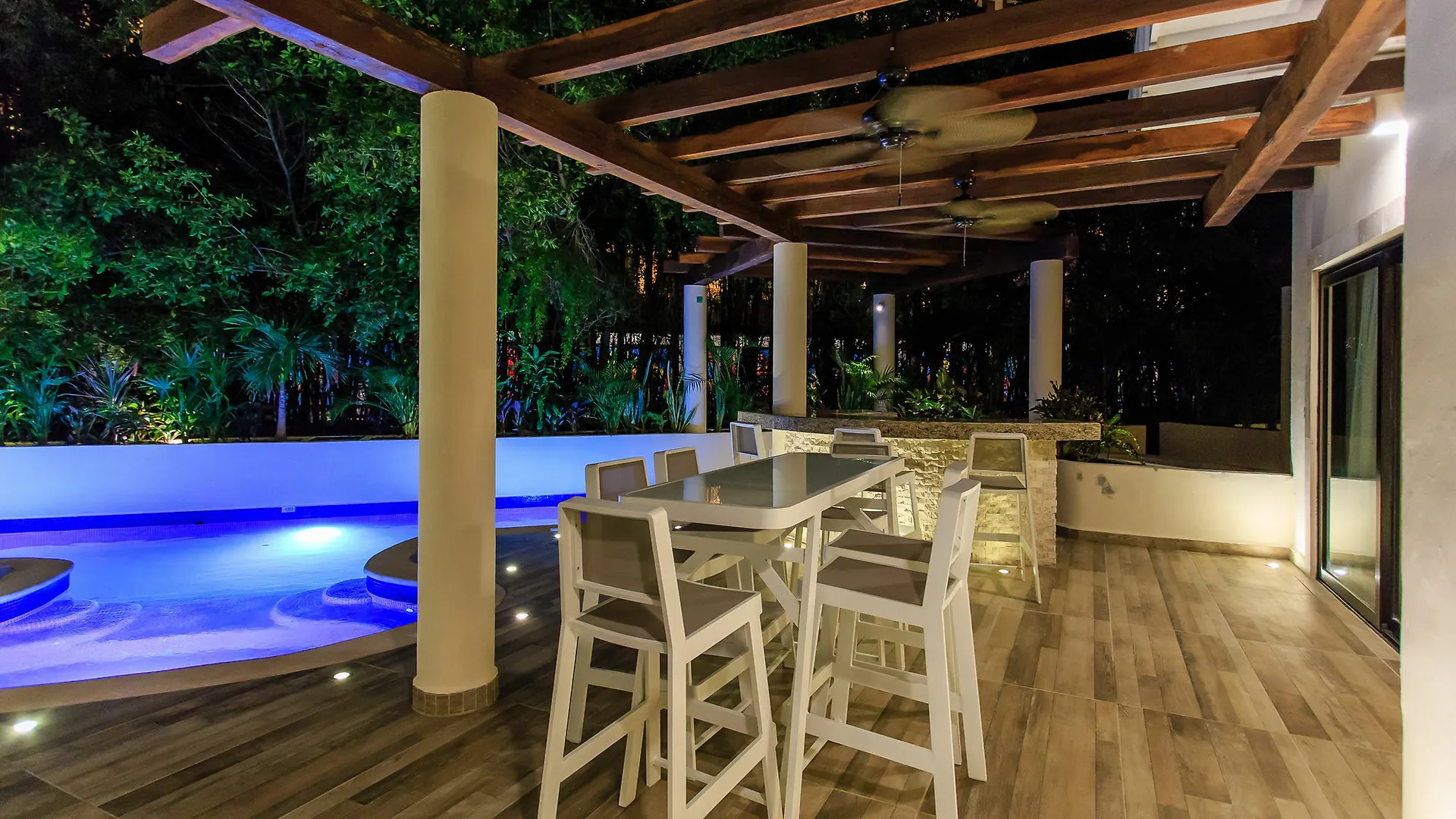 Exclusive Aldea Thai Mexico